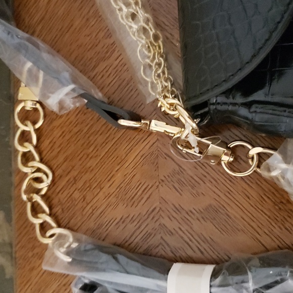 IMAN Black Croc-Embossed Crossbody Bag - Picture 6 of 7